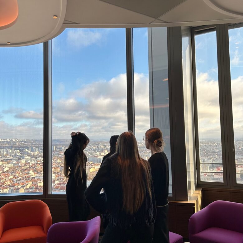 eklya-school-of-business-visite-entreprise-incity