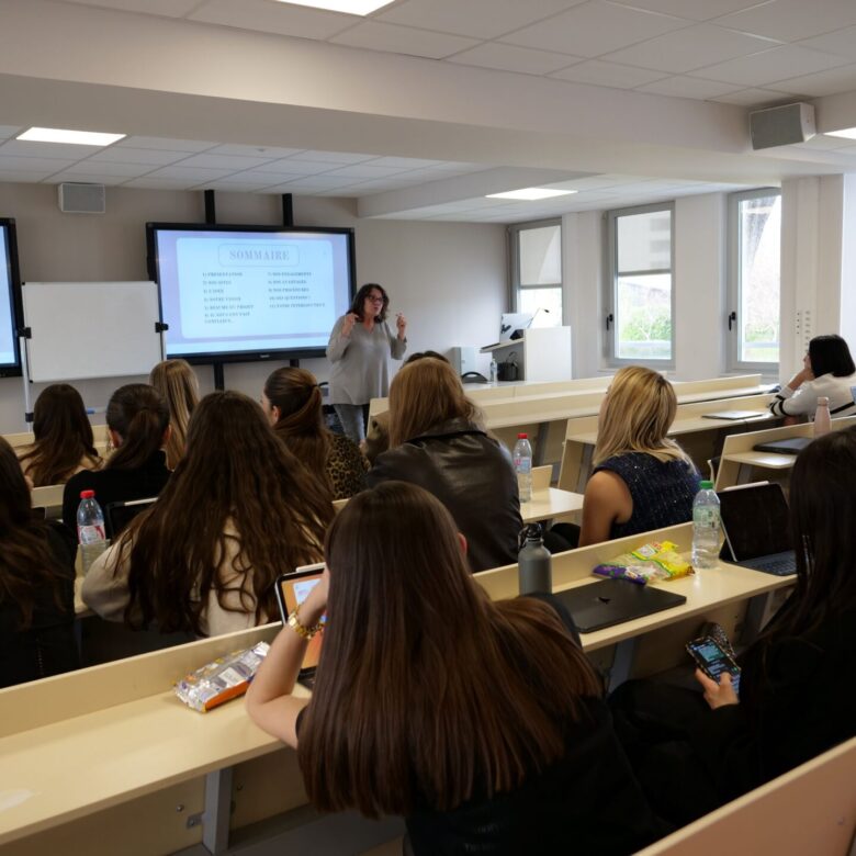 ecole-commerce-luxe-lyon-conference-professionnelle