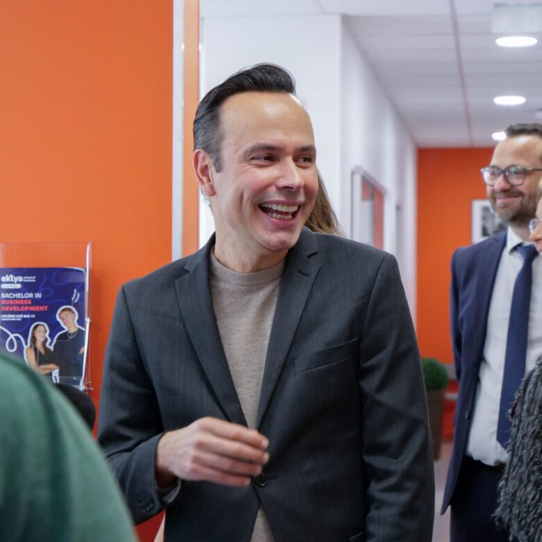 steffen-bompais-carrefour-inauguration-eklya