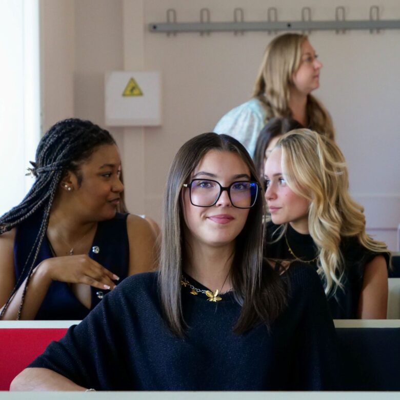 etudiants-eklya-campus-ecully